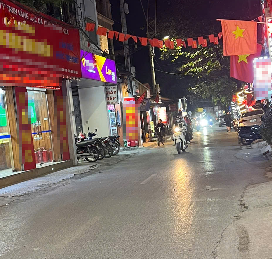 BÁN ĐẤT XUÂN LA -XUÂN ĐỈNH – LÔ GÓC – Ô TÔ ĐỖ CỬA, CÁCH 1 NHÀ RA PHỐ- GIÁ ĐẦU TƯ.